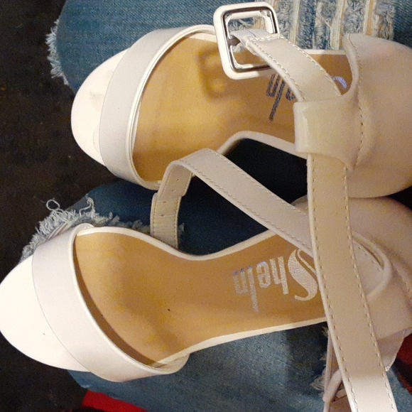 SHEIN Wedding Shoes 👟 heels White - Picture 3 of 4